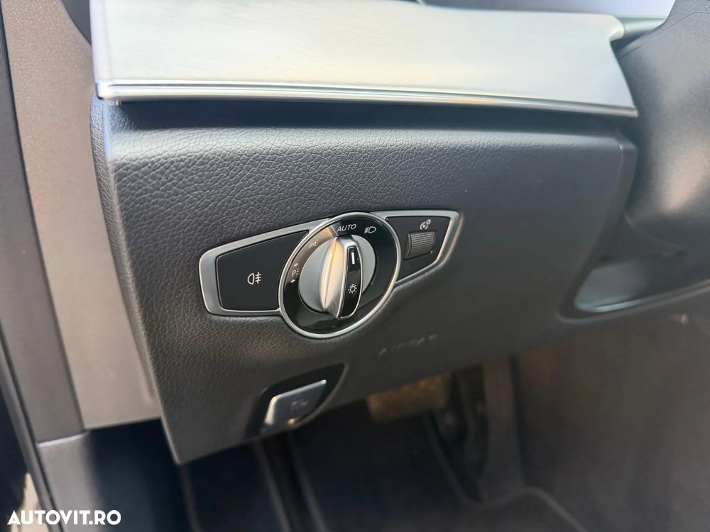 Mercedes-Benz E 300 4MATIC 9G-TRONIC Avantgarde - 18