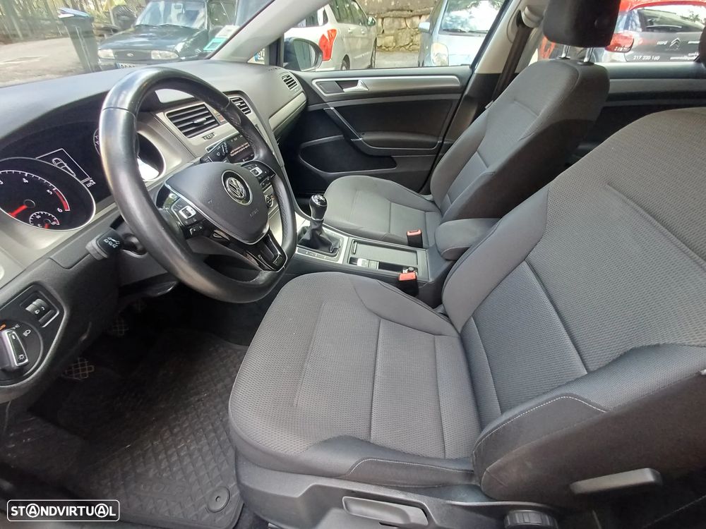 VW Golf 1.6 TDi BlueMotion Confortline - 14