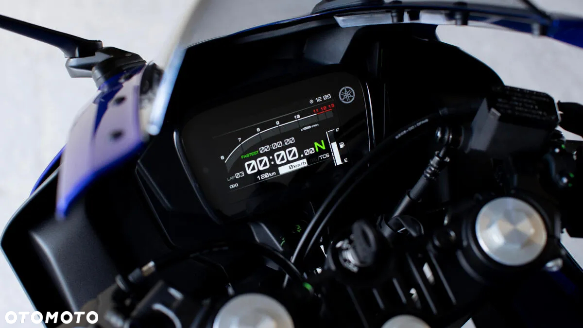 Yamaha R125 - 4