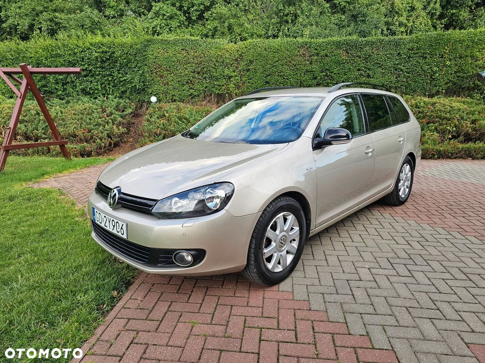 Volkswagen Golf 1.6 TDI DPF MATCH - 14