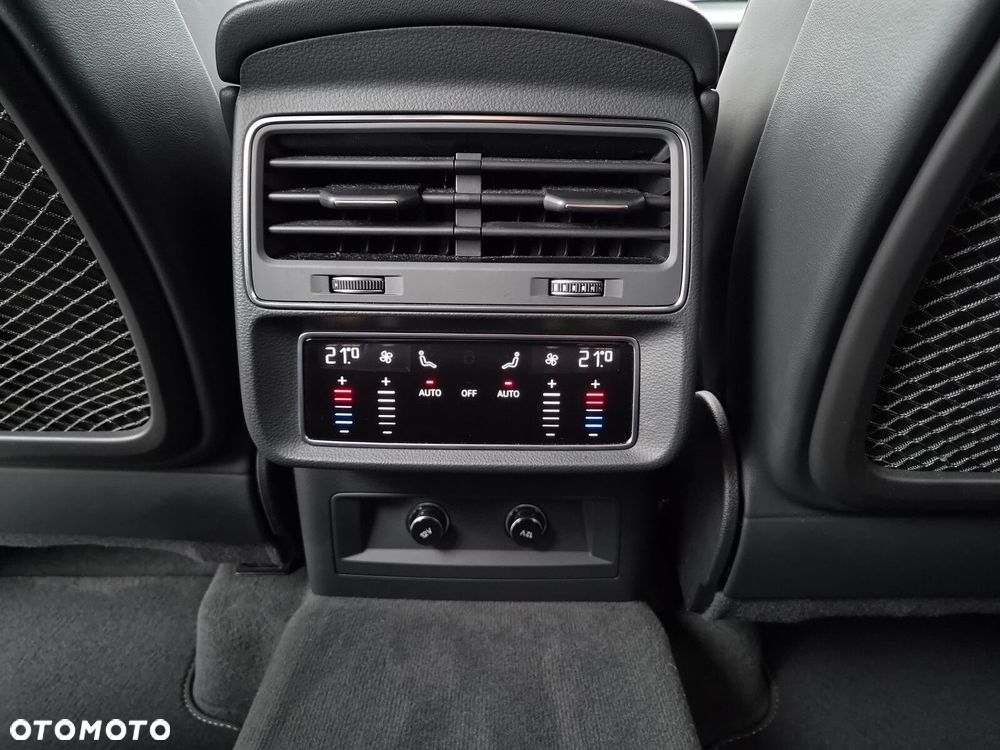 Audi SQ7 - 25