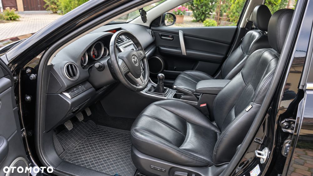 Mazda 6 - 4