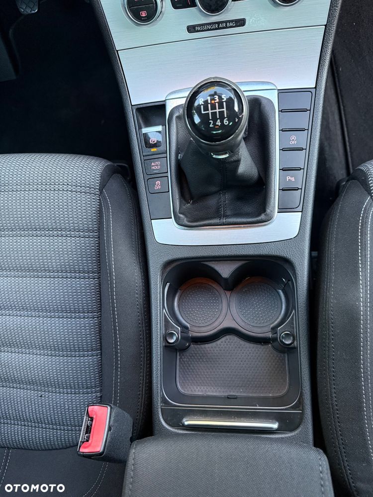 Volkswagen CC 2.0 TDI DPF BMT - 24