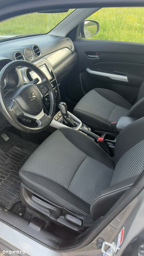 Suzuki Vitara 1.6 Premium 4WD - 16