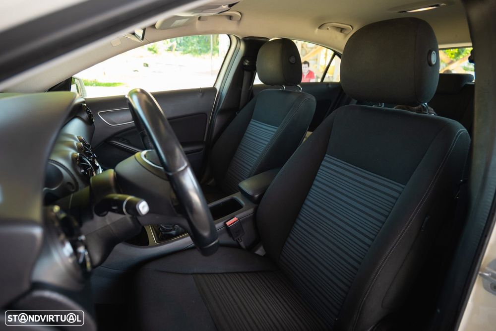 Mercedes-Benz A 180 CDI (BlueEFFICIENCY) Style - 12