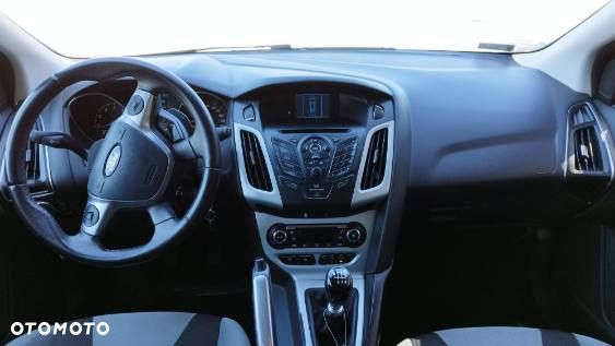 Ford Focus - 11