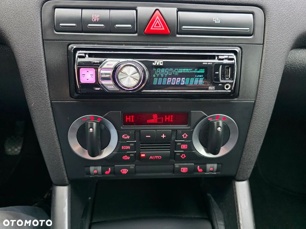Audi A3 1.6 Ambition - 14