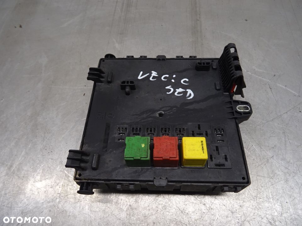 OPEL VECTRA C SEDAN 02-05 2.0DTI SKRZYNKA MODUŁ BSI 13112910AQ - 1