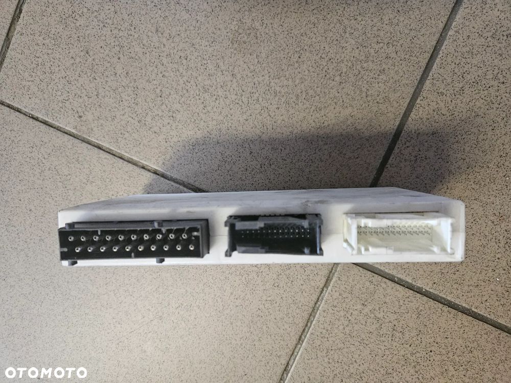Moduł / Sterownik komfortu BMW - 4