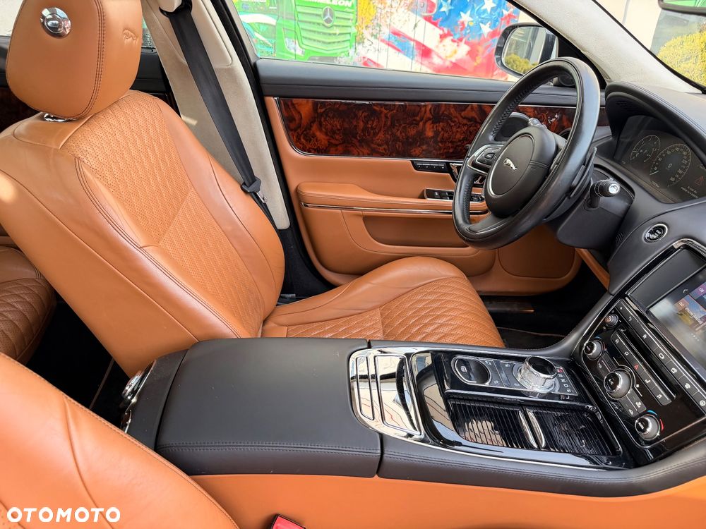 Jaguar XJ 3.0 V6 Kompressor Portfolio - 31