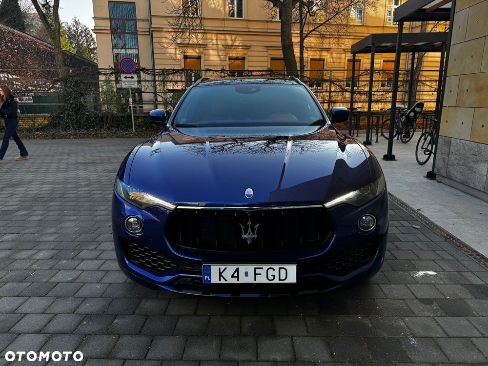 Maserati Levante S Q4 - 4