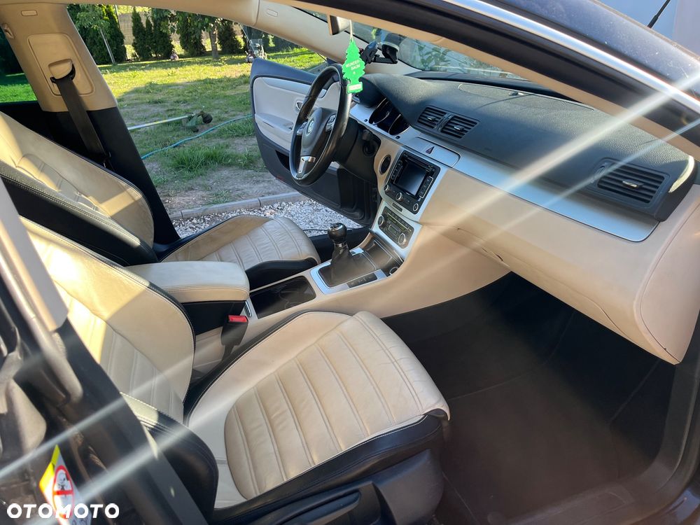 Volkswagen Passat CC 2.0 TDI DPF - 14