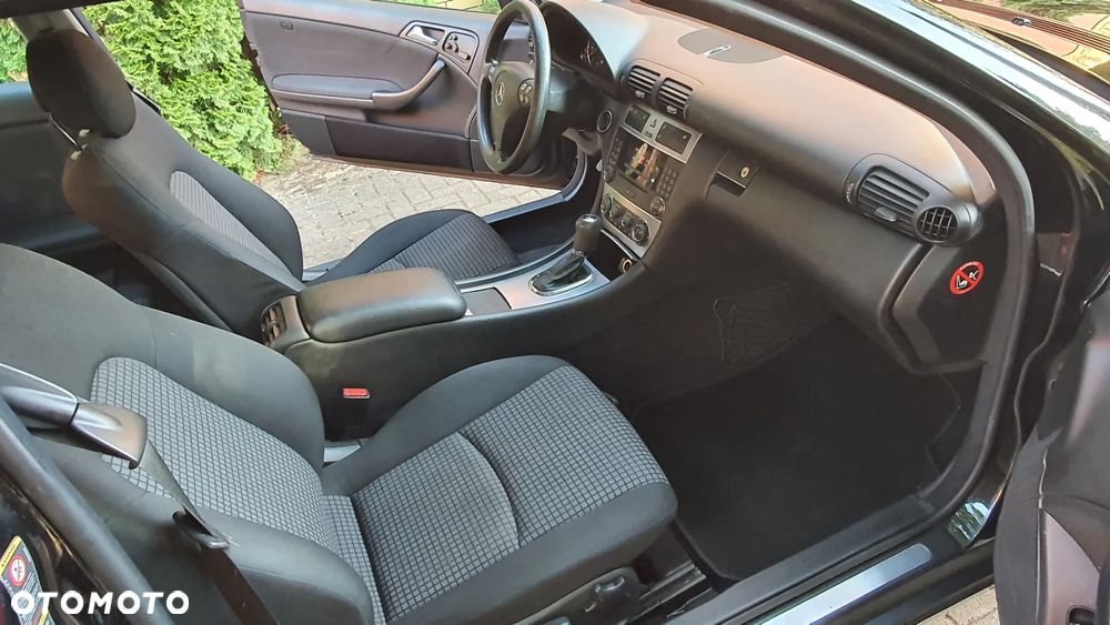 Mercedes-Benz Klasa C 200 Kompressor Automatik - 13