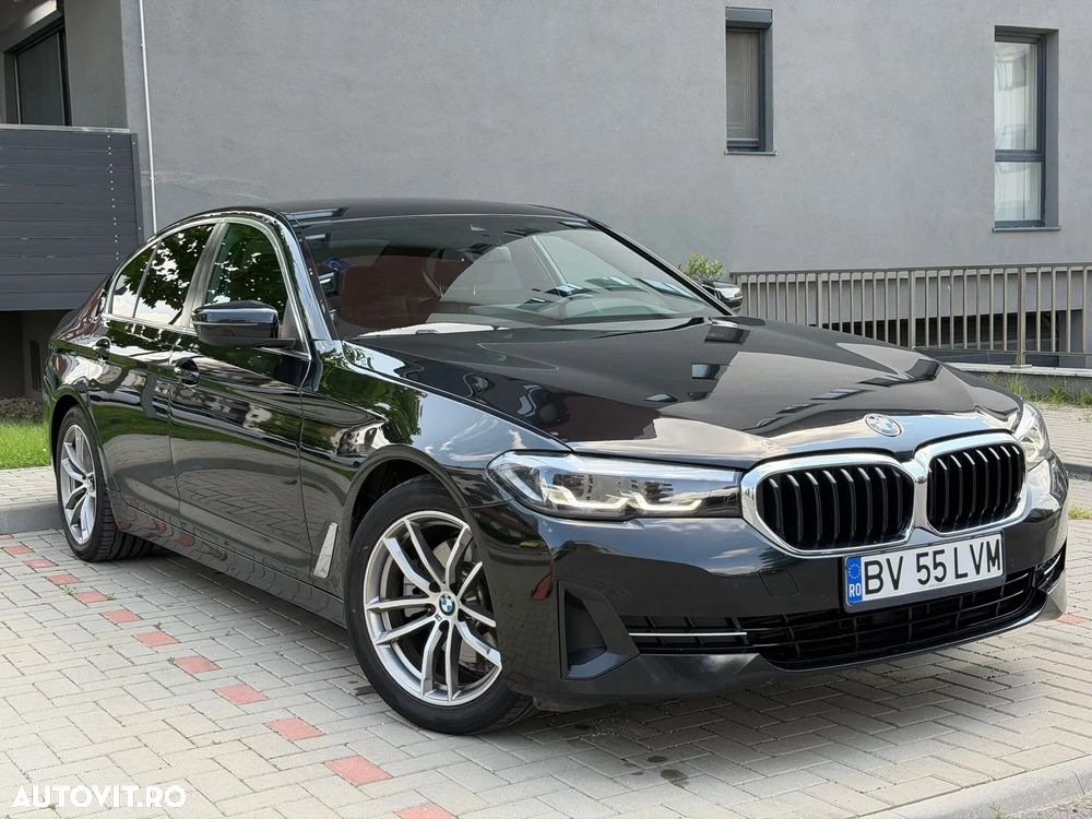 BMW Seria 5 518d Aut. Luxury Line - 2