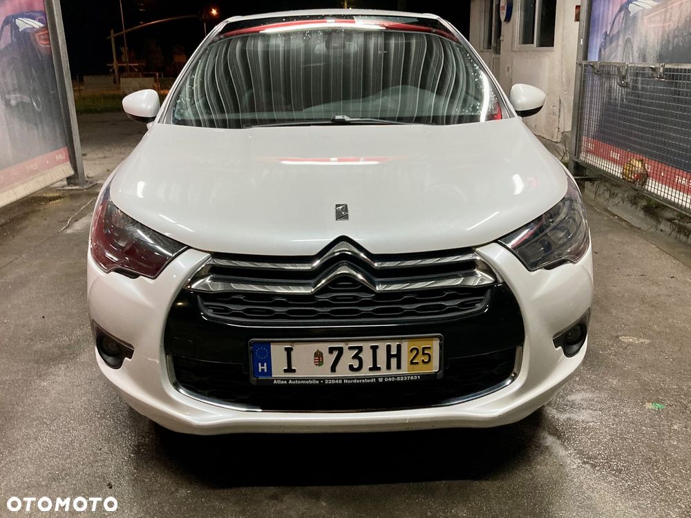 Citroën DS4 1.6 HDi SoChic - 9