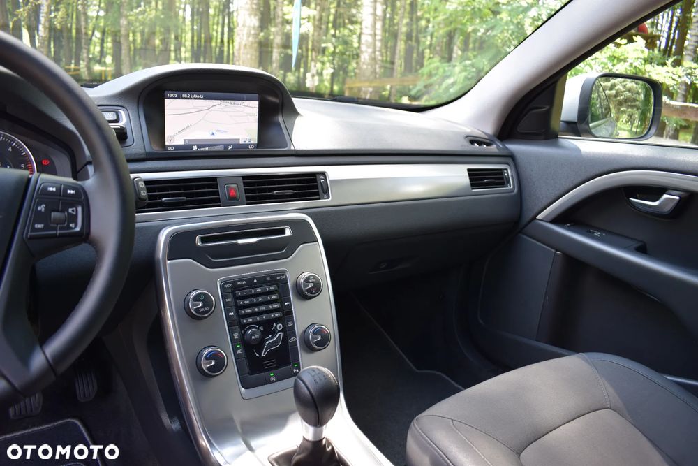 Volvo XC 70 DRIVe Momentum - 19