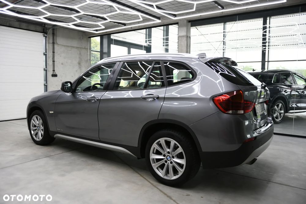 BMW X1 xDrive18d - 15