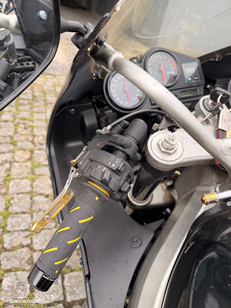 Honda CBR - 29