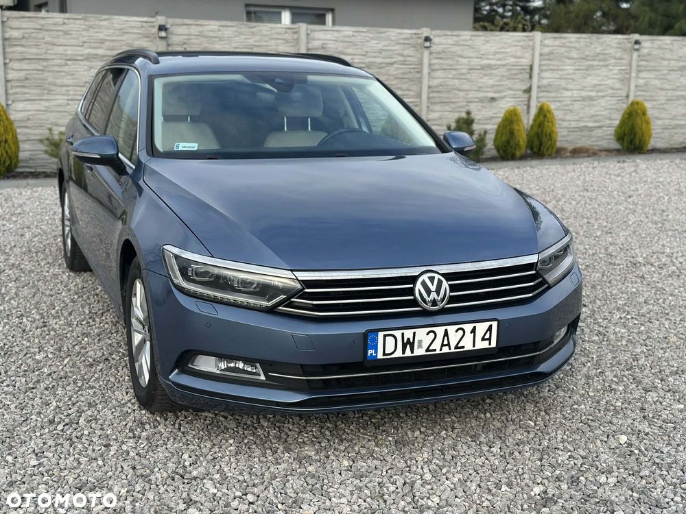 Volkswagen Passat 1.8 TSI BMT Comfortline - 10