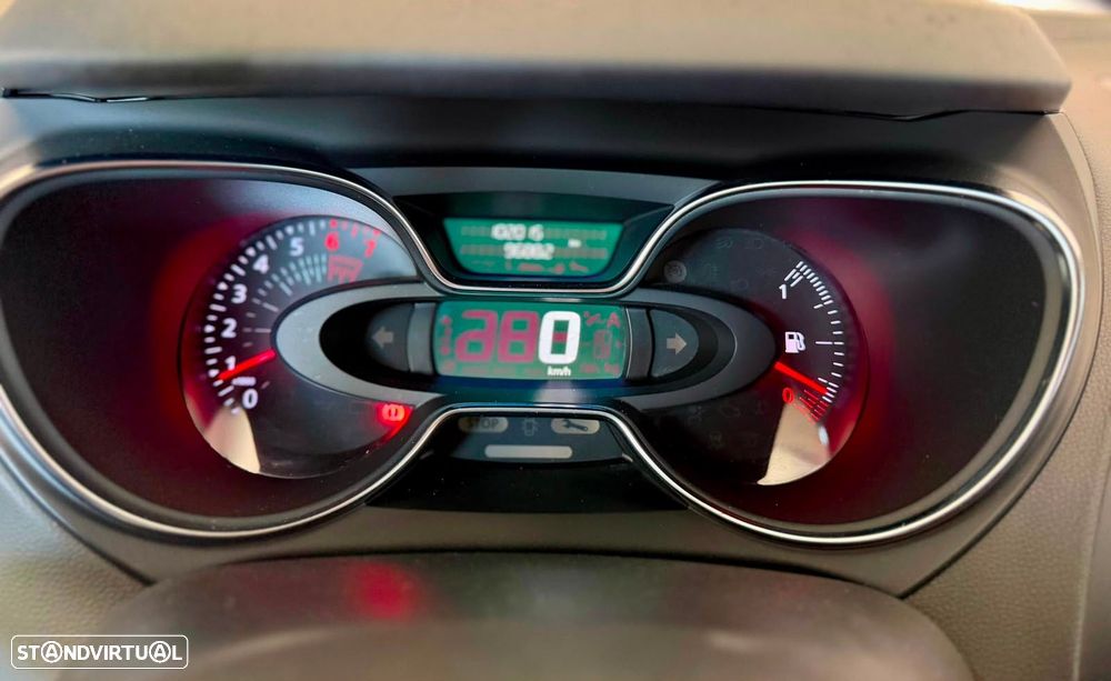 Renault Captur 1.2 TCe Exclusive - 19