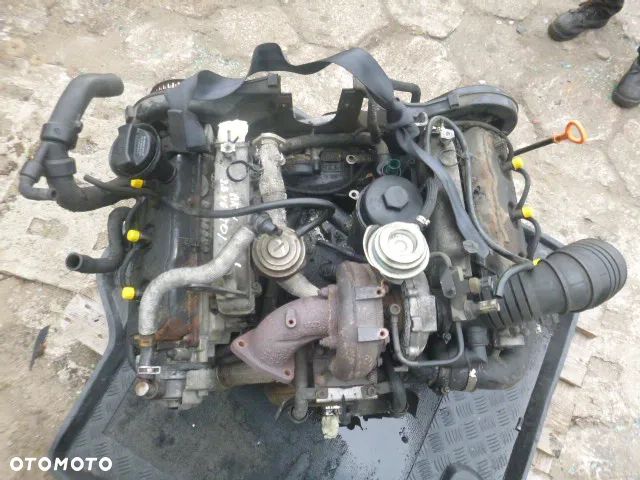 SILNIK VOLKSWAGEN PASSAT B5 FL 2.5 TDI AKN - 1
