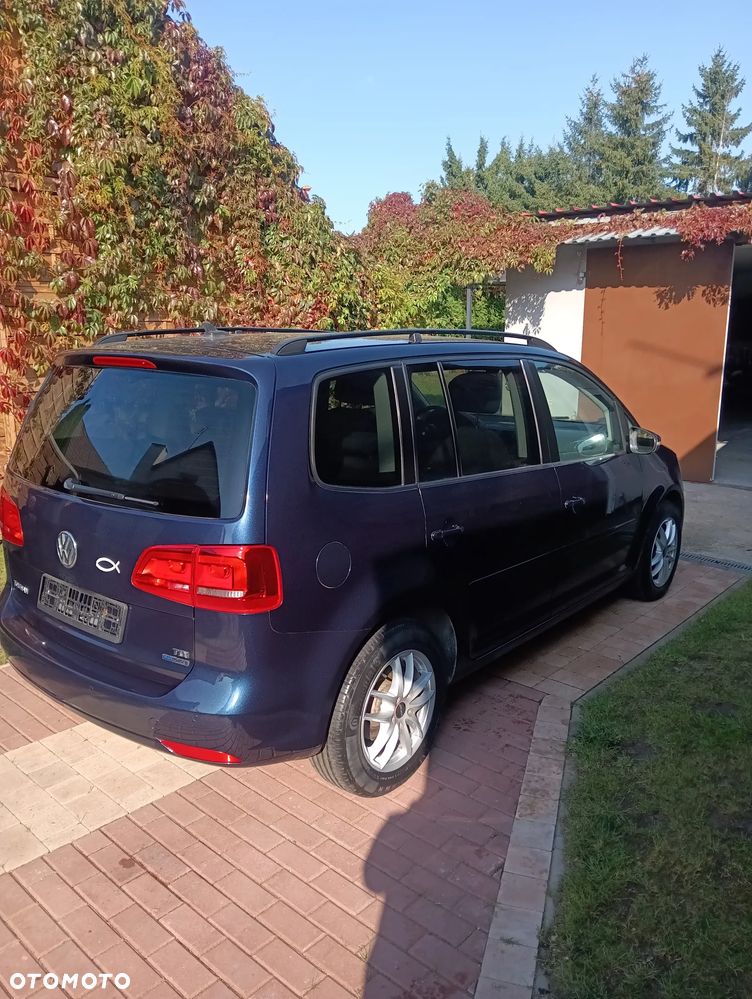 Volkswagen Touran - 29