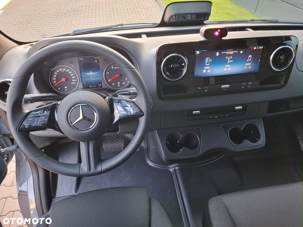 Mercedes-Benz Sprinter 315 CDI Furgon 3665 mm L2H1 - 23