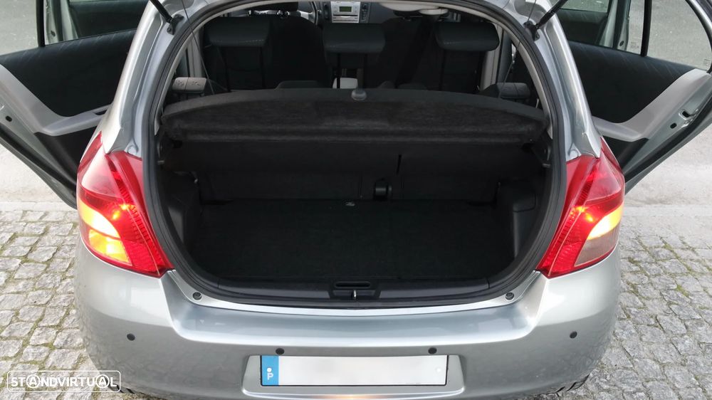 Toyota Yaris 1.0 VVT-i Comfort+AC+VSC - 34