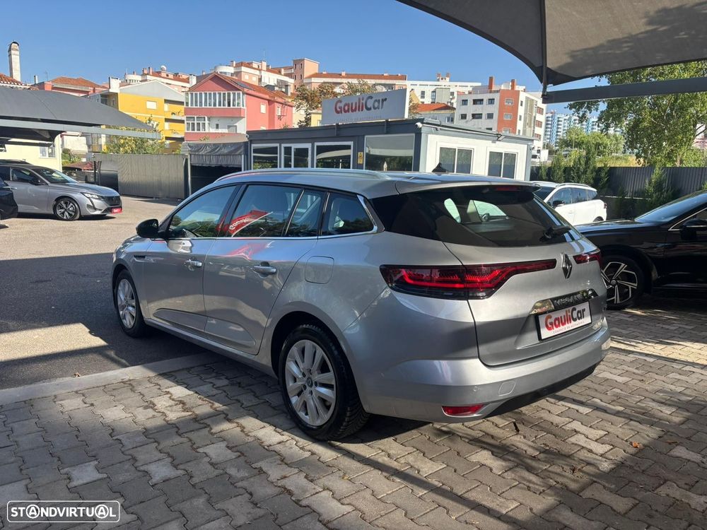 Renault Mégane 1.6 Plug-In Intens - 9