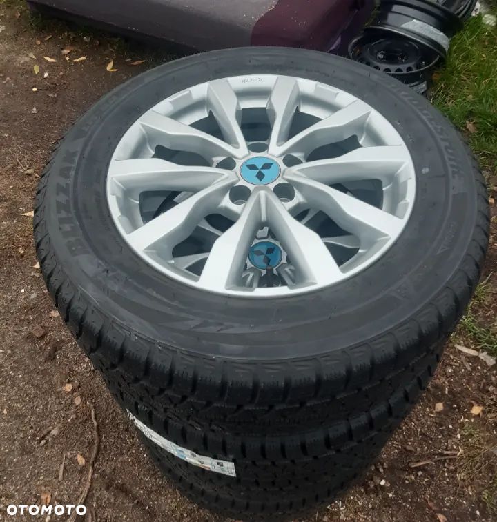 Koła zimowe Mitsubishi Eclipse Cross 17 Cali 7.0X17 ET38 225/60R17 99H DOT 1218 - 1