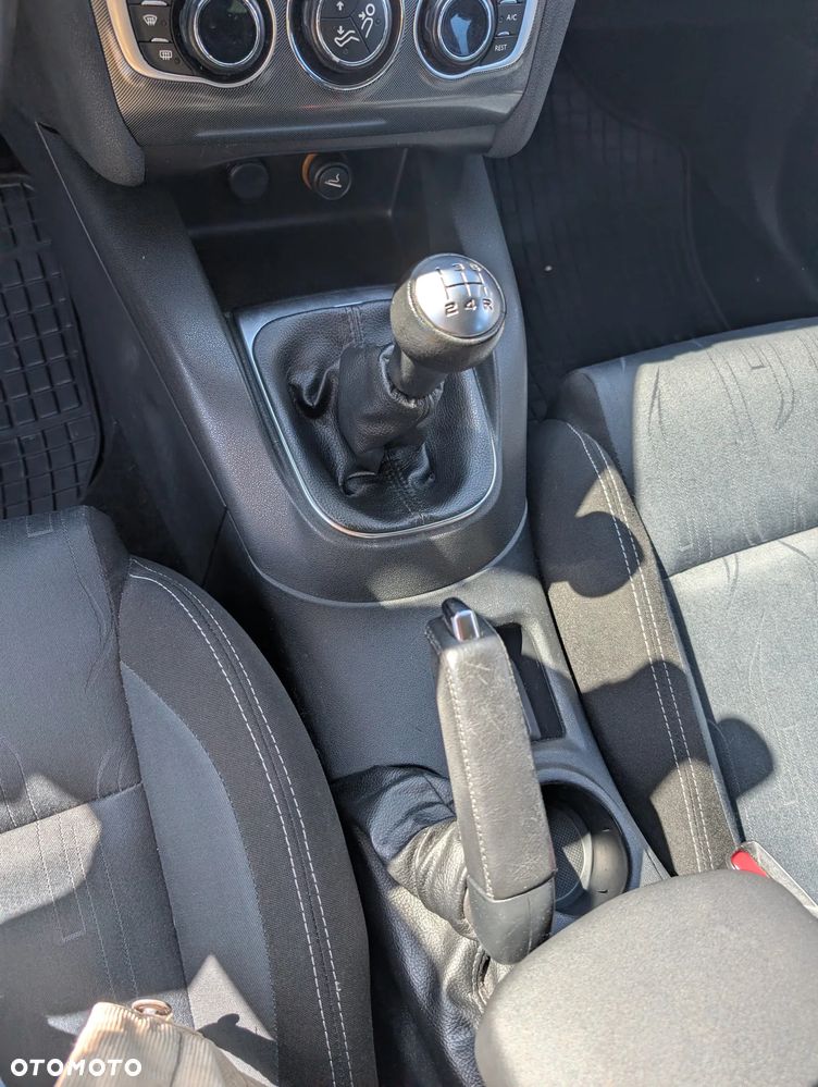 Citroën C4 1.6 VTi My Way - 11