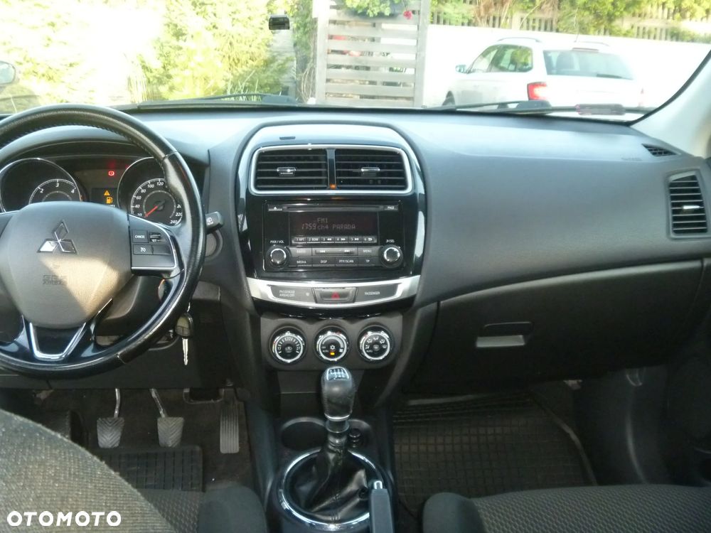 Mitsubishi ASX 1.6 DID Invite 4WD AS&G - 19