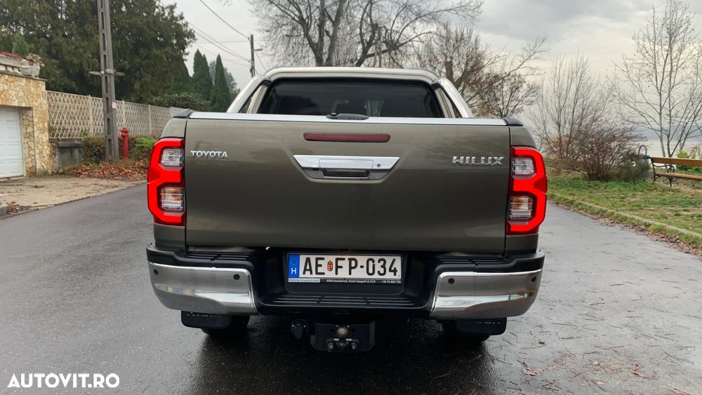 Toyota Hilux 2.8D 204CP 4x4 Double Cab AT Executive Color Edition - 5