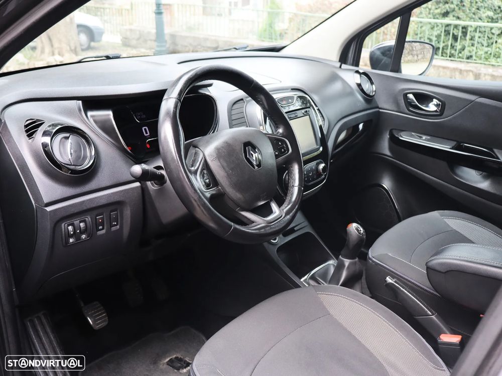Renault Captur 1.5 dCi Exclusive - 22