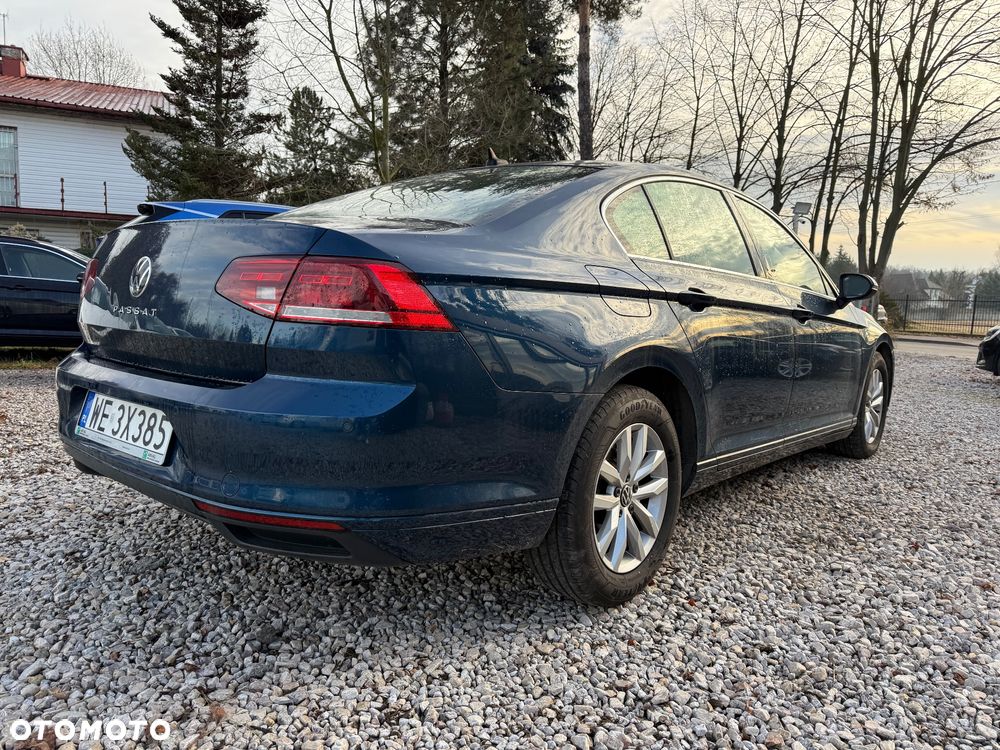 Volkswagen Passat 2.0 TDI EVO Business DSG - 5