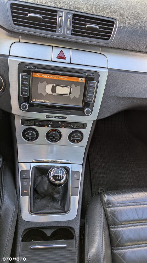 Volkswagen Passat 2.0 TDI DPF 4Mot Highline - 10