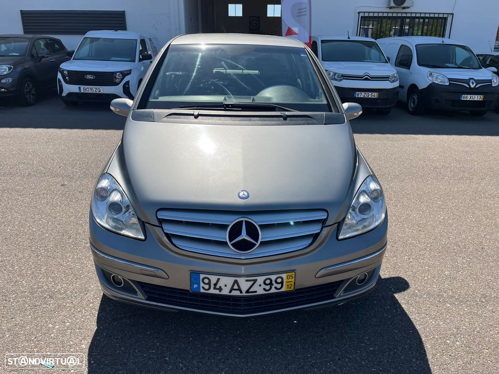 Mercedes-Benz B 150 Standard - 8