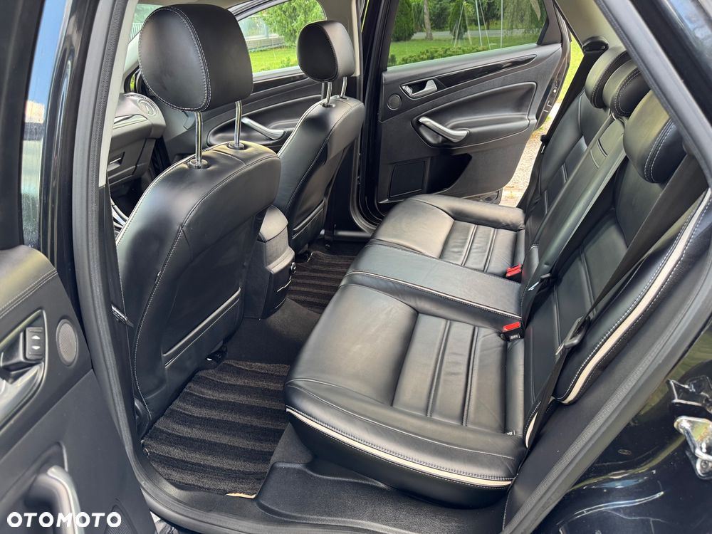 Ford Mondeo - 23