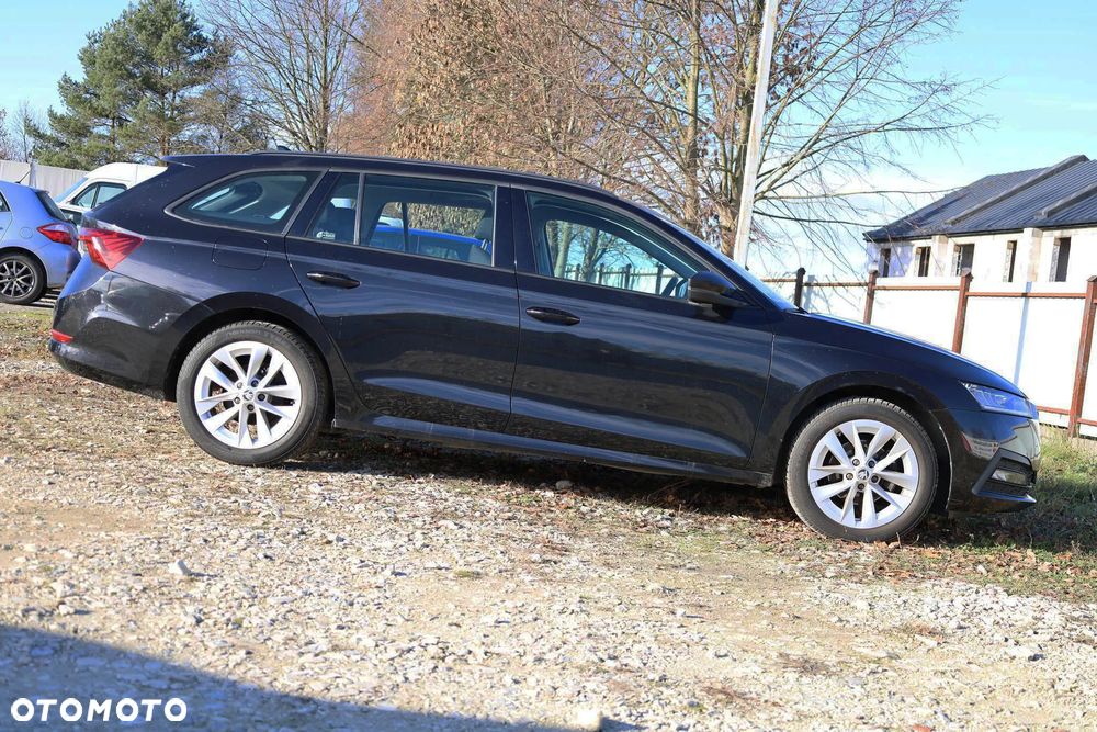 Skoda Octavia 1.5 TSI ACT Ambition - 9