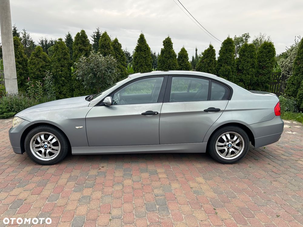 BMW Seria 3 320d - 19