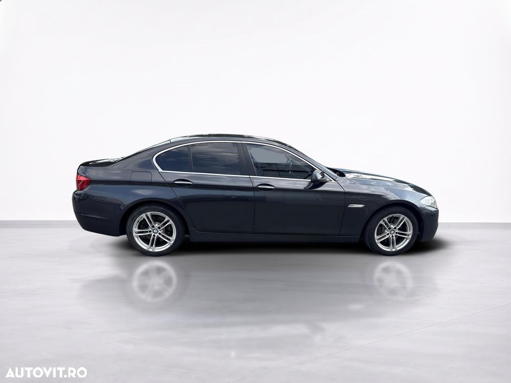 BMW Seria 5 525d xDrive Aut. - 7