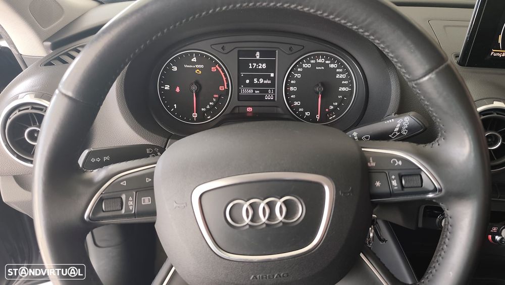 Audi A3 Sportback 1.6 TDI Attraction - 23