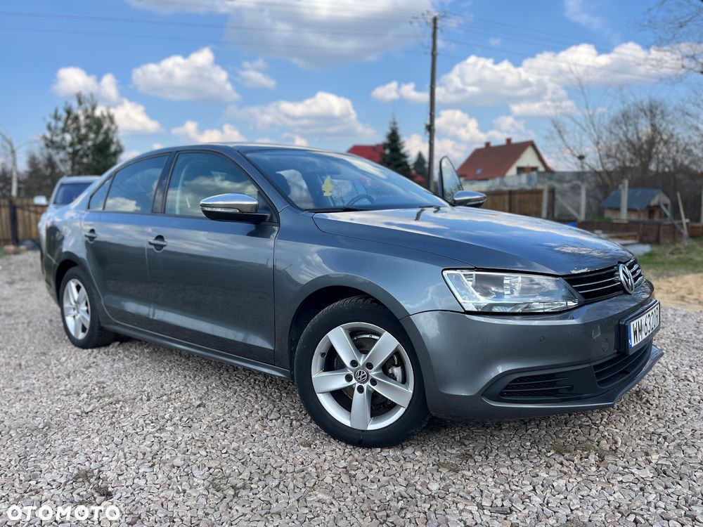 Volkswagen Jetta 1.6 TDI Highline Optimum DSG - 1