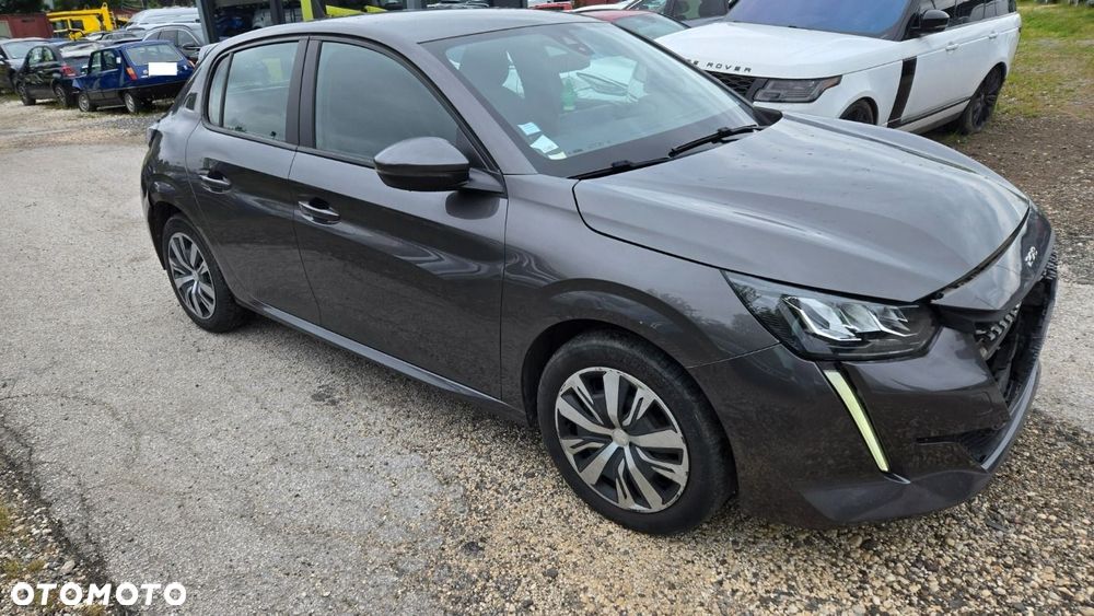 Peugeot 208 - 5