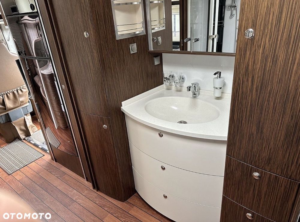 Concorde charisma 850L - 26