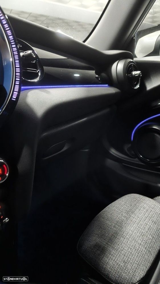 MINI 3 Portas Cooper SE Premium Essential - 44