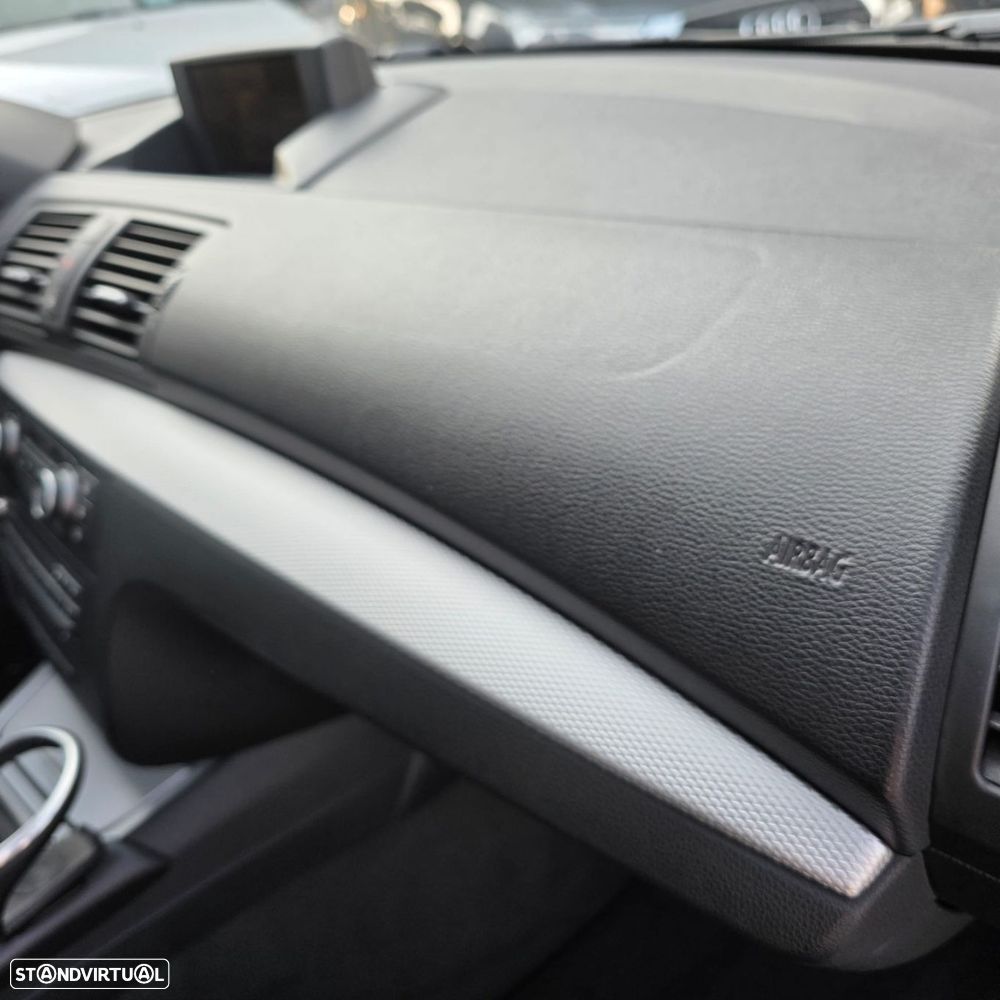 BMW 120 d Cabrio - 32