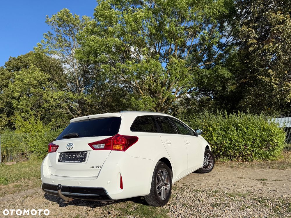 Toyota Auris 2.0 D-4D Edition - 6