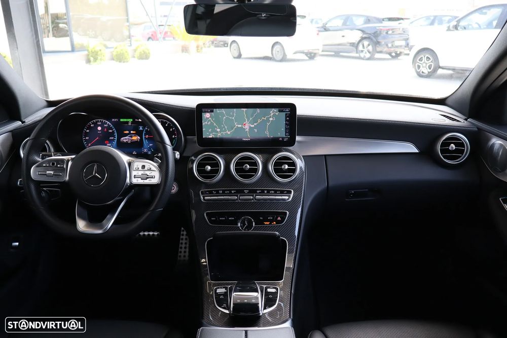 Mercedes-Benz C 300 de AMG Line - 12