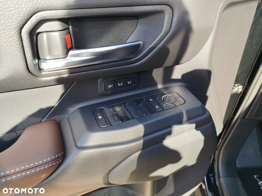 Toyota Land Cruiser - 9